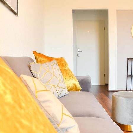 Milpau Buer 3 - Modernes Und Zentrales Premium-Apartment Mit Queensize-Bett, Netflix, Nespresso Und Smart-Tv Gelsenkirchen Kültér fotó